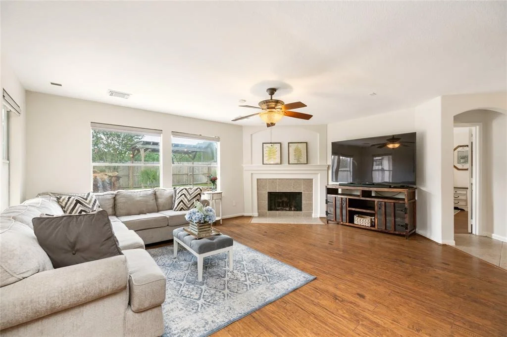 Photo of 6815 Autumn Rain Lane