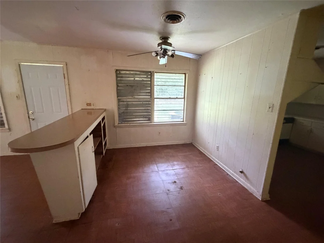 Photo of 1301 N Vauthier Lane
