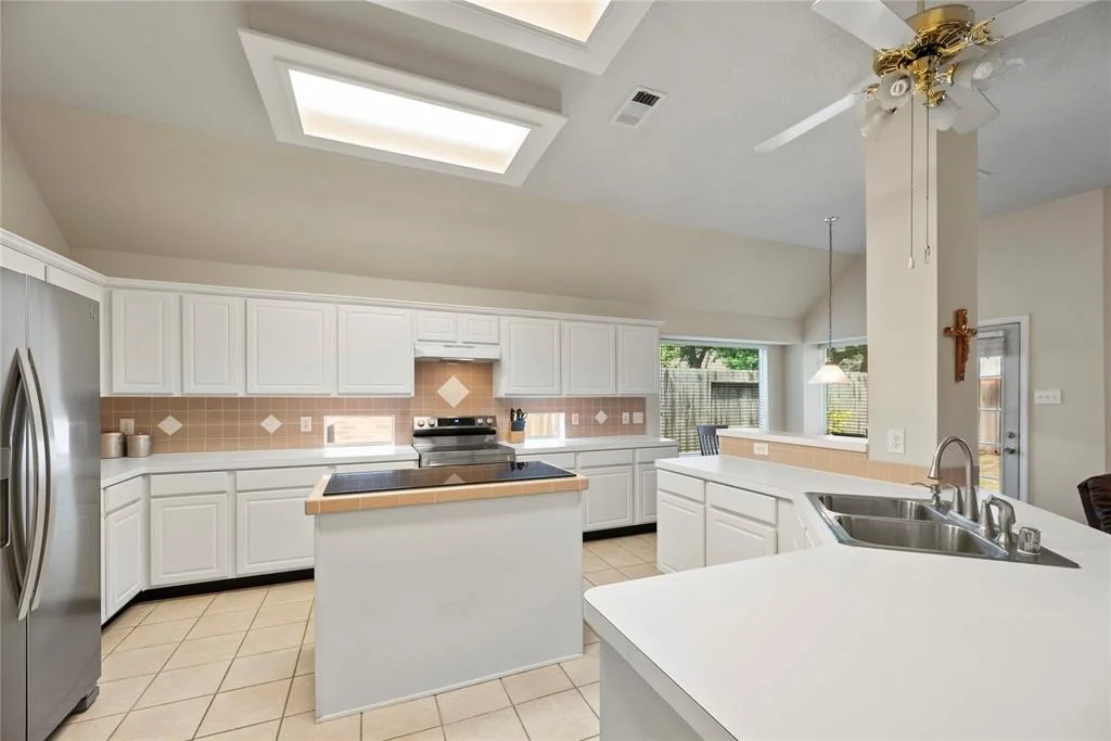 Photo of 2307 Millerton Lane