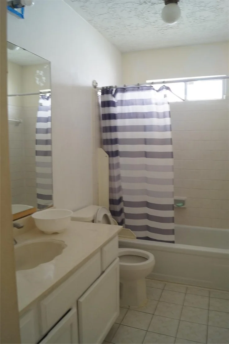 Photo of 10603 Mackenzie Drive