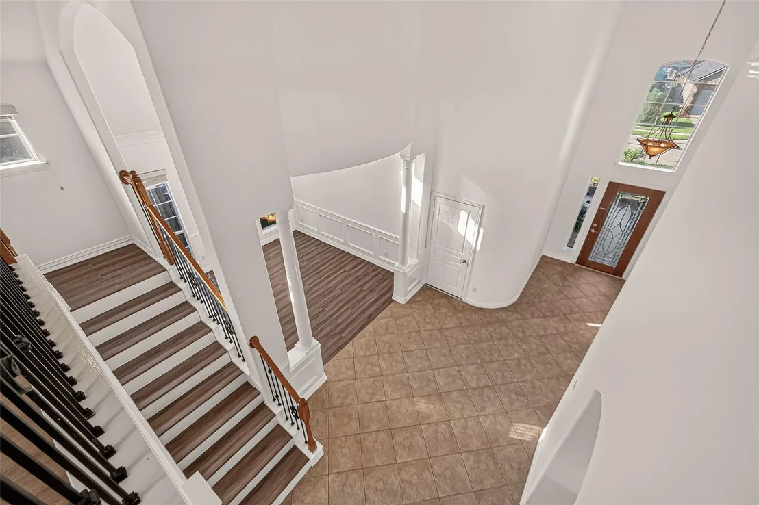 Photo of 18103 Blues Point Drive
