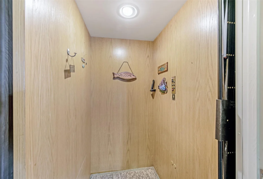 Photo of 1334 Outrigger