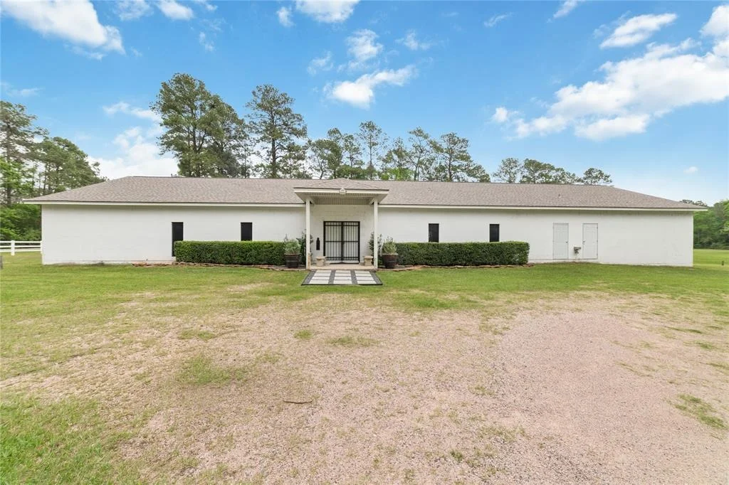 Photo of 24470 Pipestem Drive