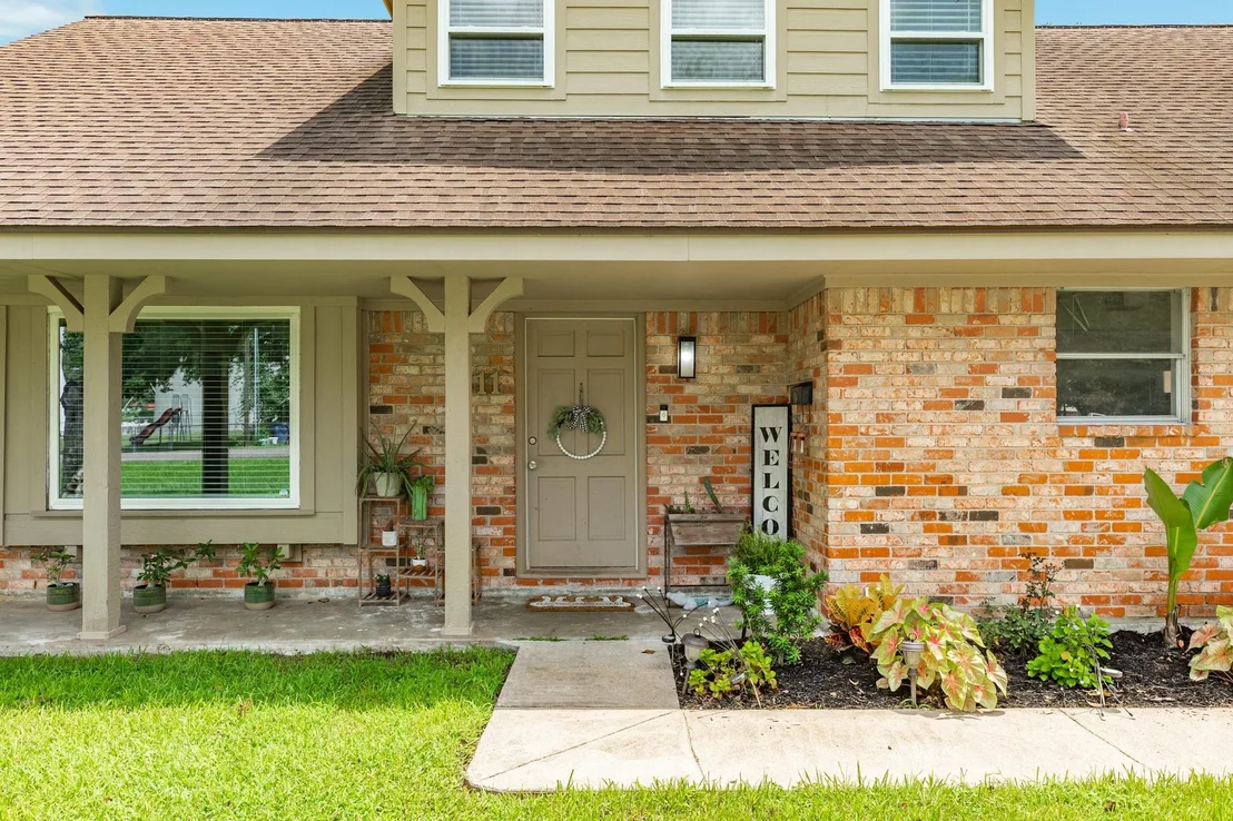 Photo of 811 Loggins Drive