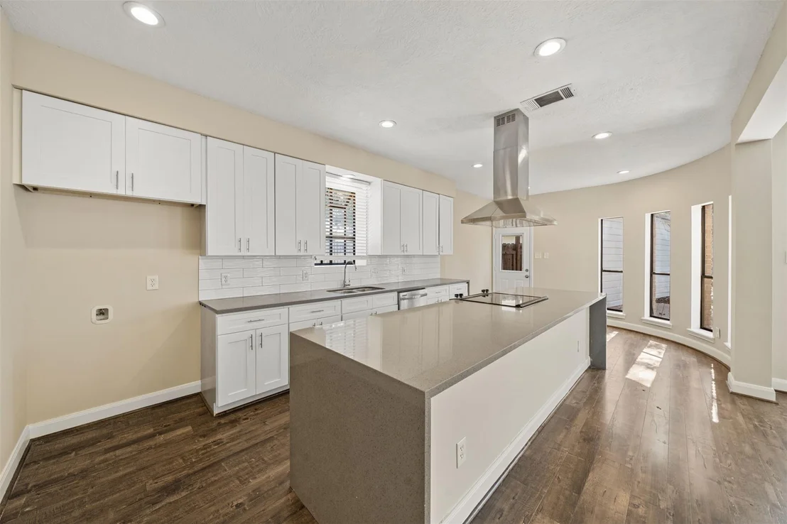 Photo of 14823 Walbrook Drive