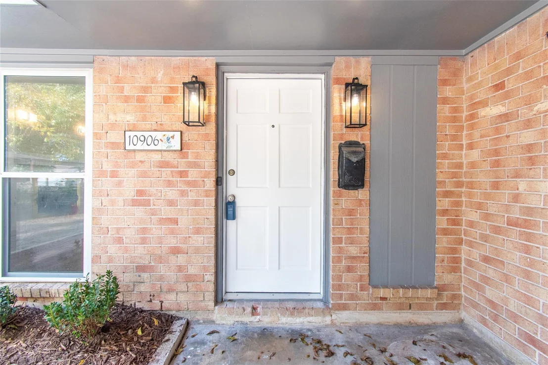 Photo of 10906 Green Arbor Drive