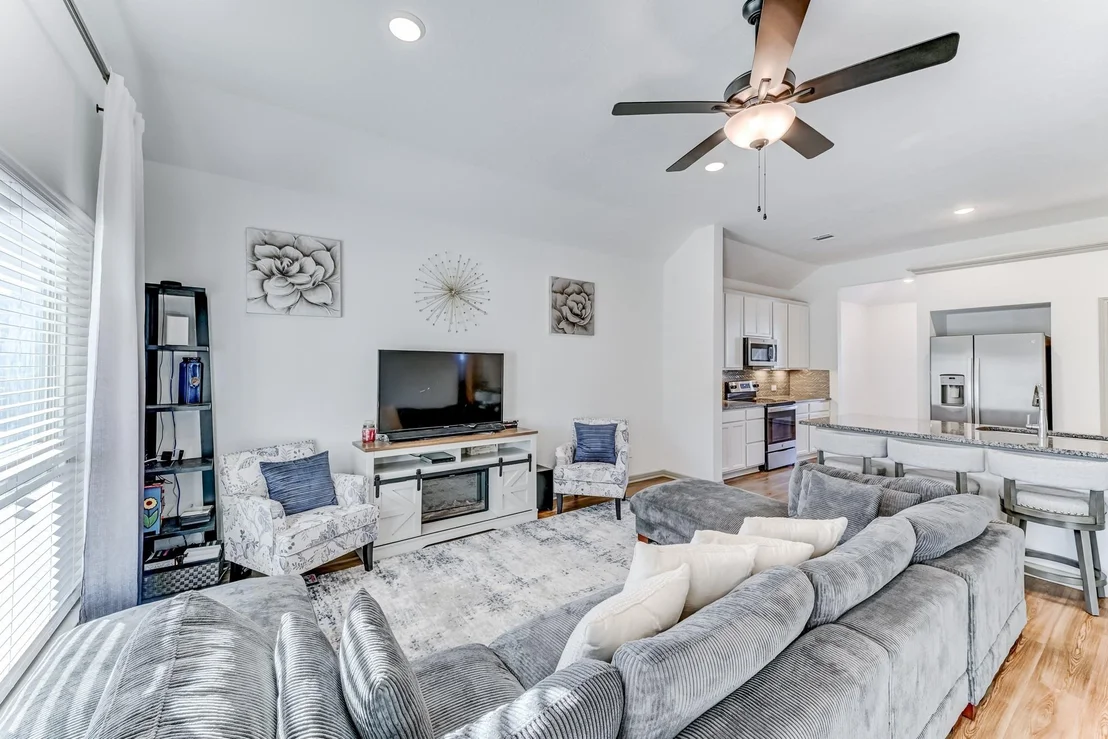 Photo of 204 Shoreview Drive