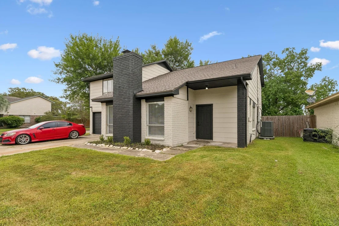 Photo of 10803 Sageriver Drive