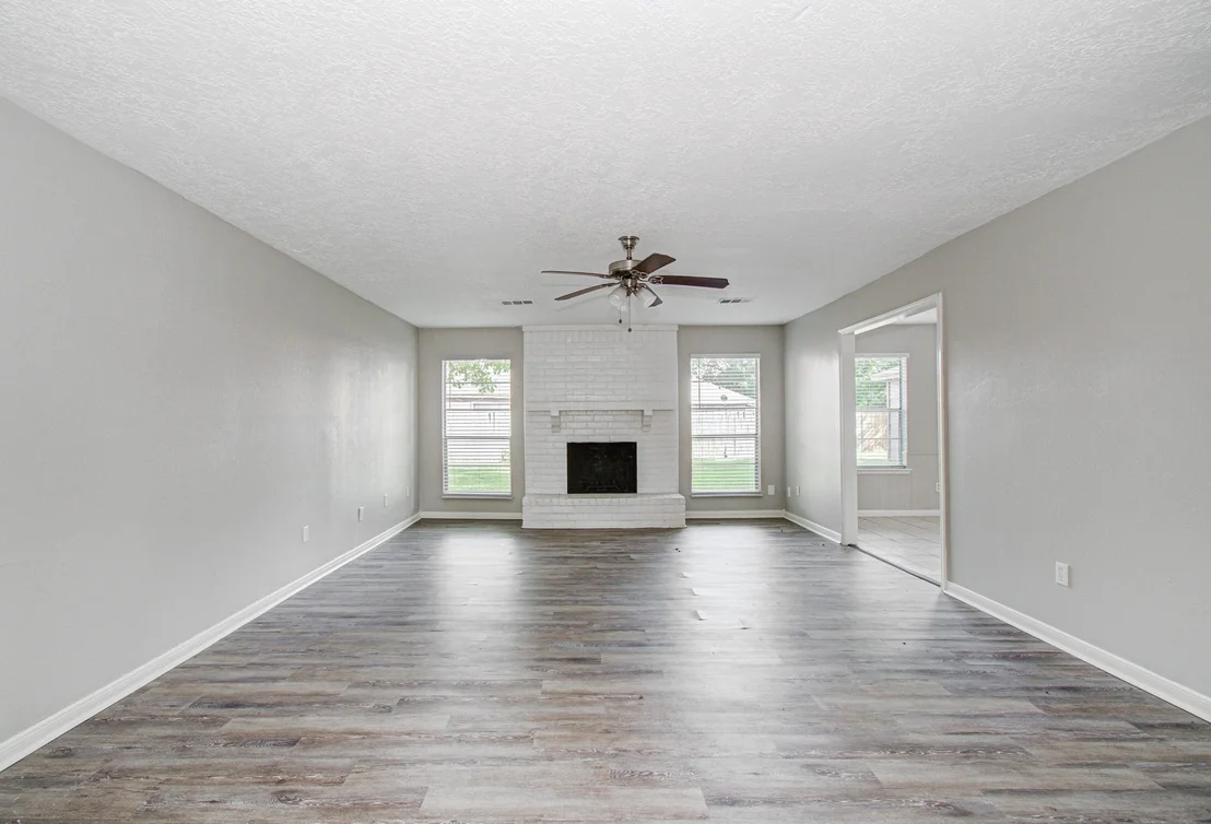 Photo of 6935 Falling Waters Drive
