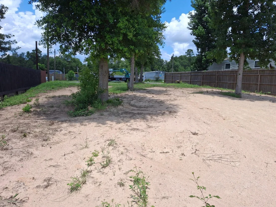 Photo of 825 County Road  51023