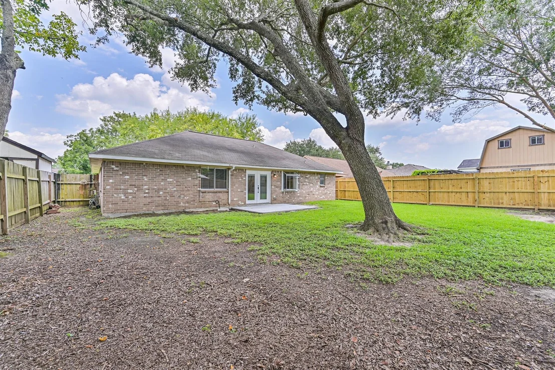 Photo of 3107 Deer Trail Drive