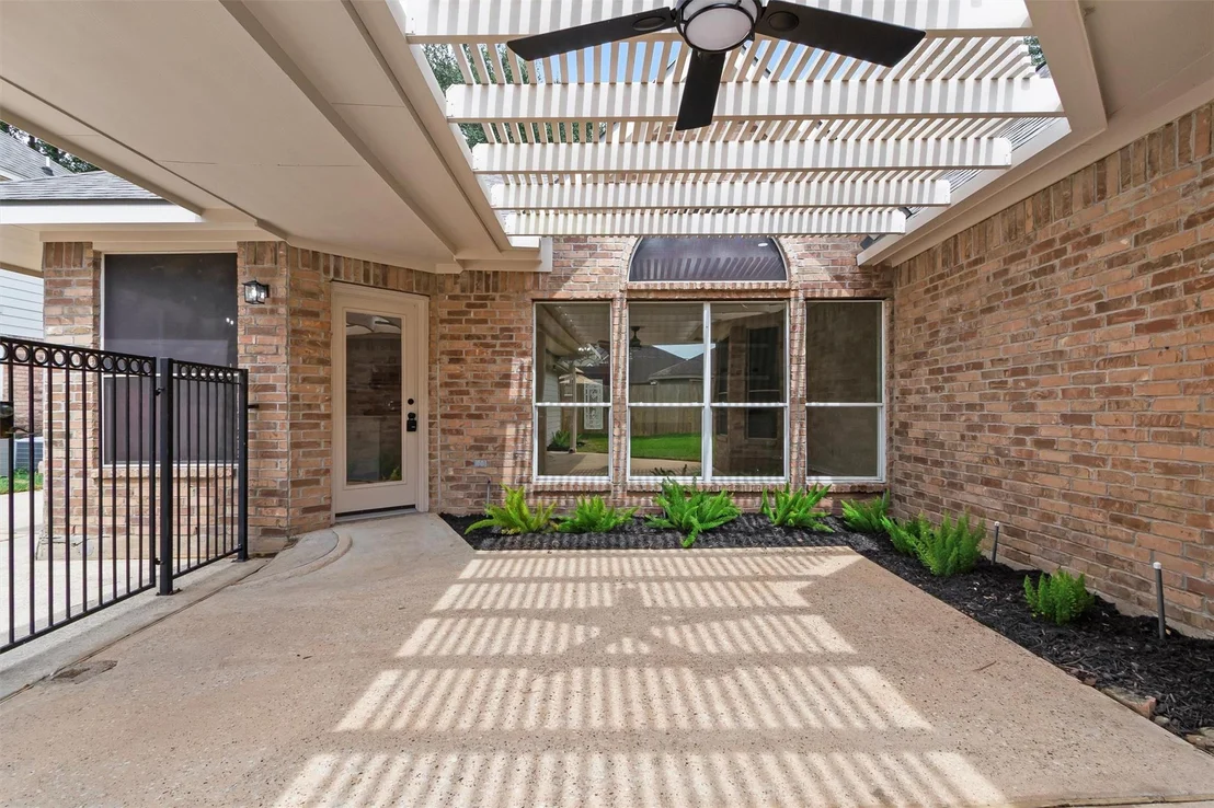 Photo of 19111 Emory Trail