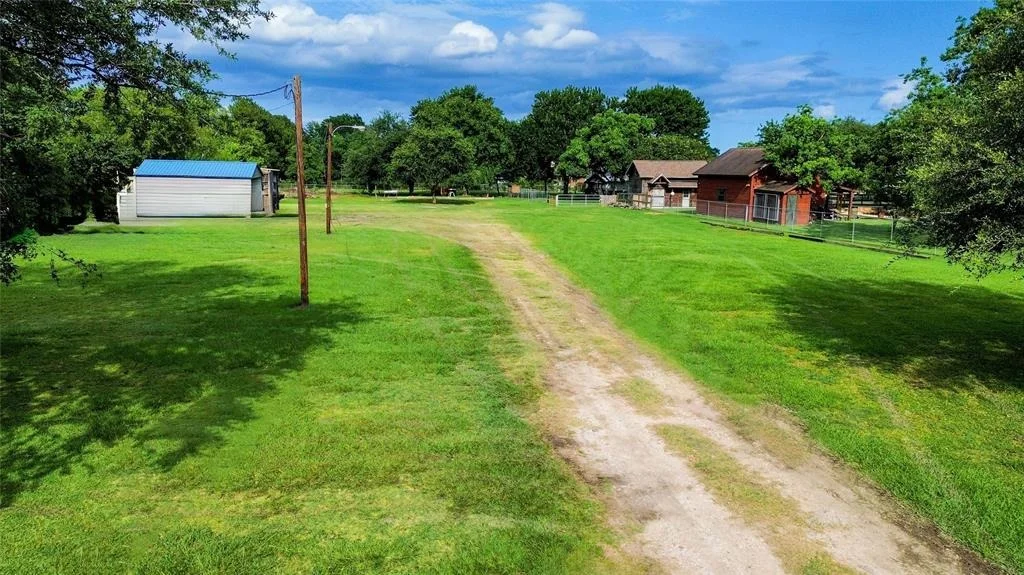 Photo of 6417 Scott Road