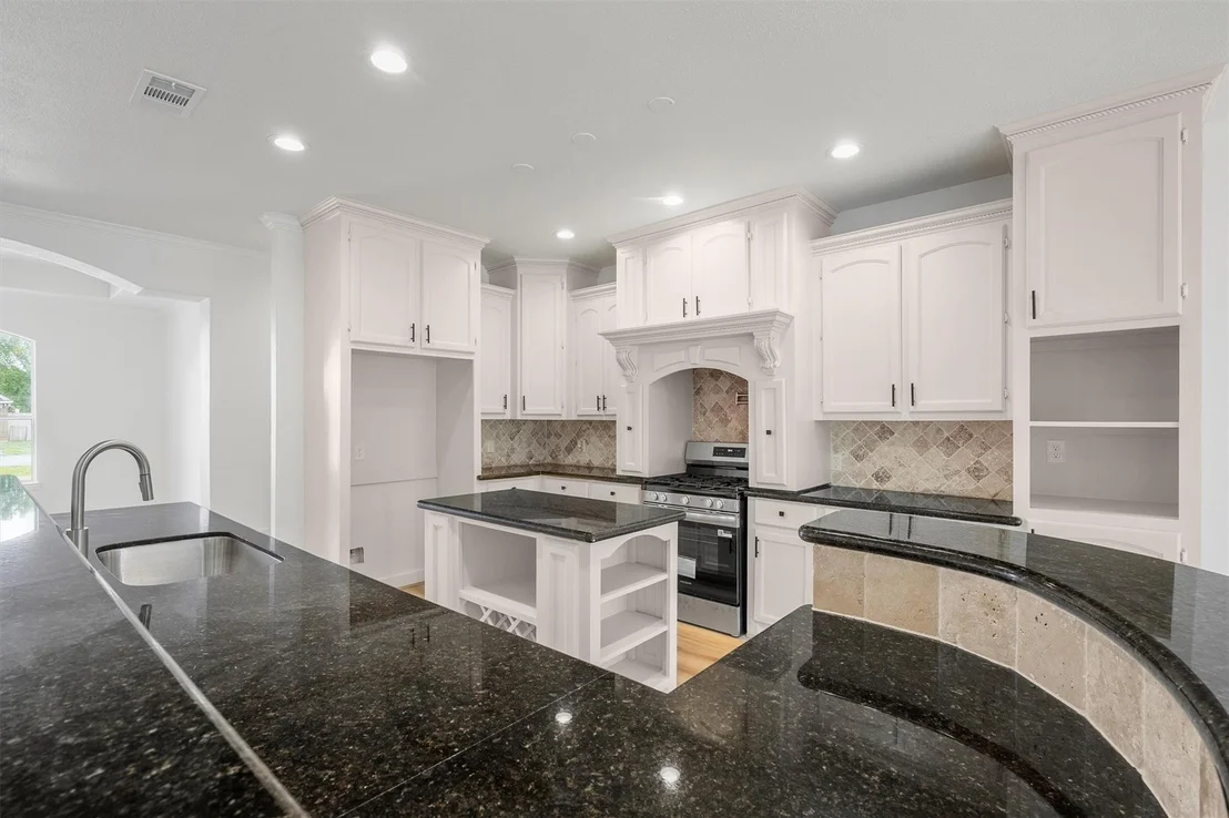 Photo of 227 Manor Avenue