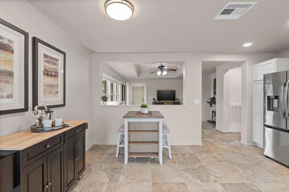 Photo of 1014 Oleander Way