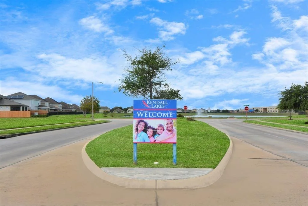 Photo of 402 Kendall Crest