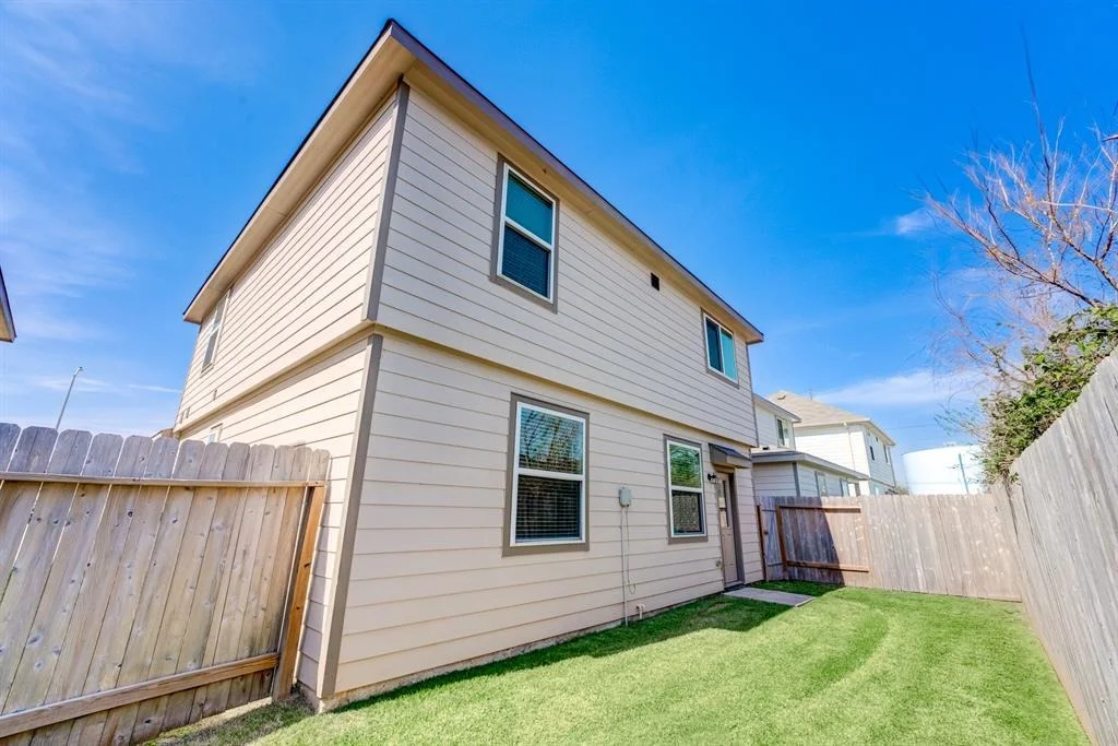 Photo of 5842 Adelaide River Drive