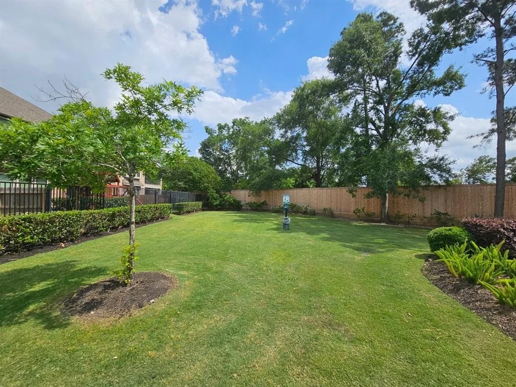 Photo of 1008 Shepherd Oaks Drive
