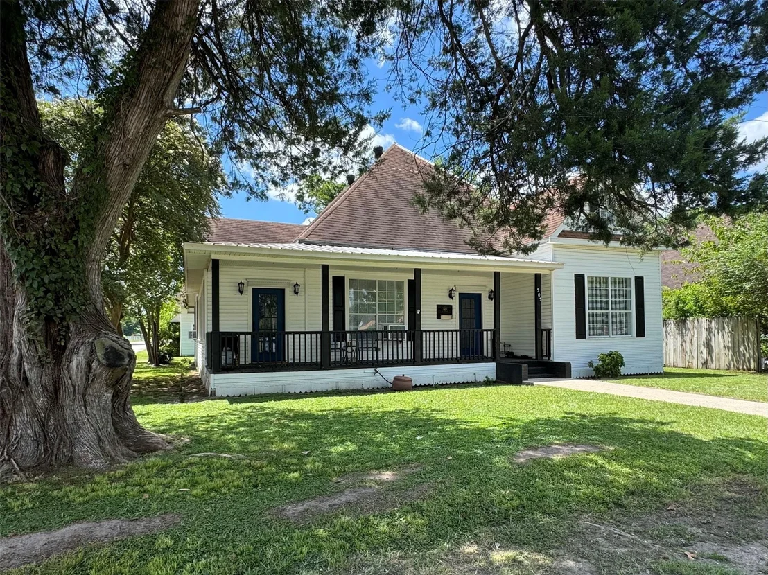 Photo of 505 N 6th Street