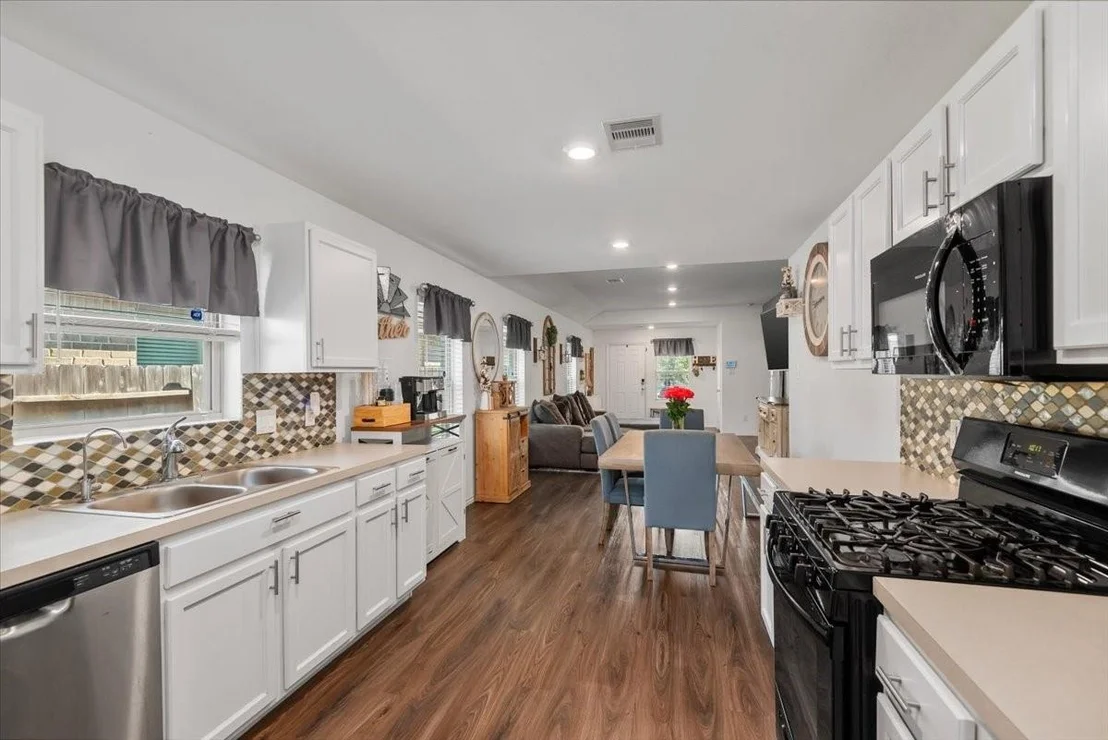 Photo of 7835 Sundrop Hill Trail