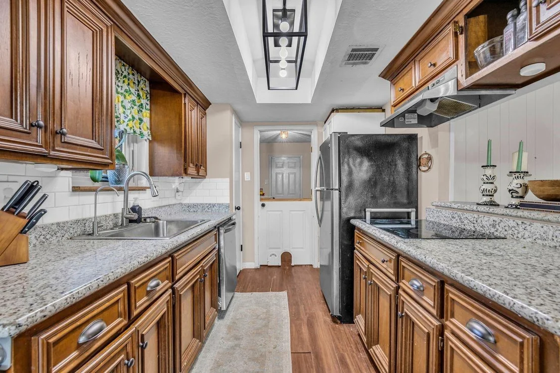 Photo of 18019 Blundell Drive