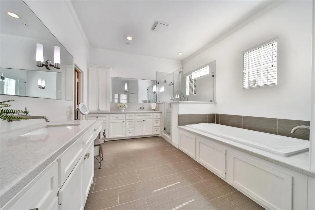 Photo of 8322 Merlin Drive