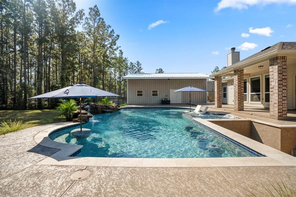 Photo of 9866 Guadalupe Street