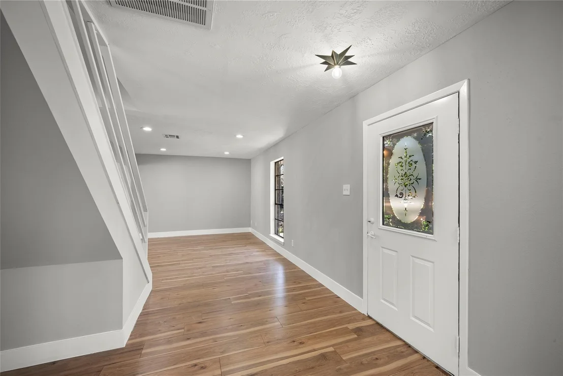 Photo of 15102 Long Oak Drive