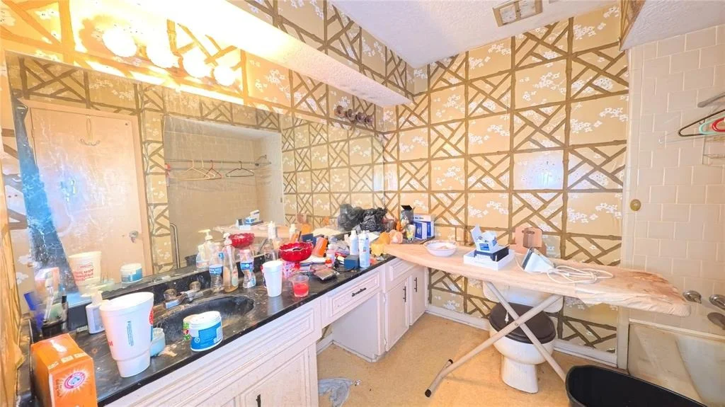 Photo of 251 Holyhead Drive