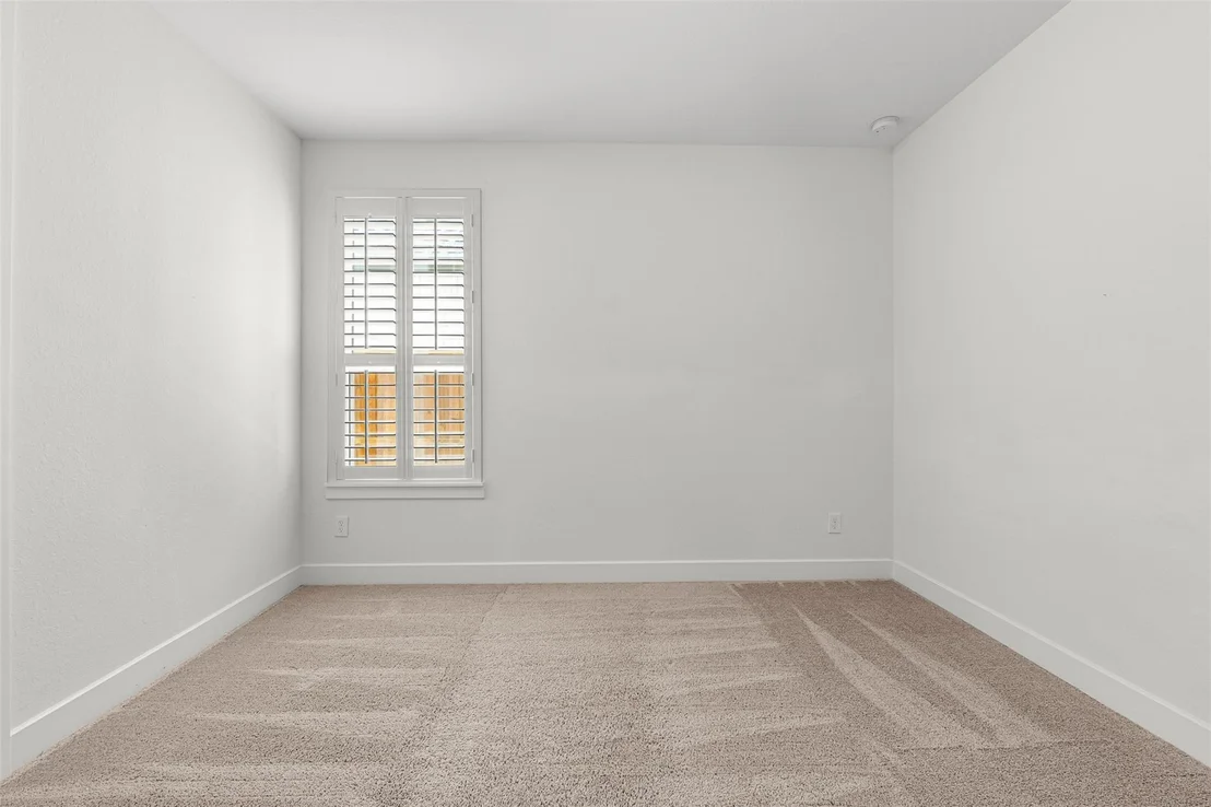 Photo of 28314 Emerald Bend