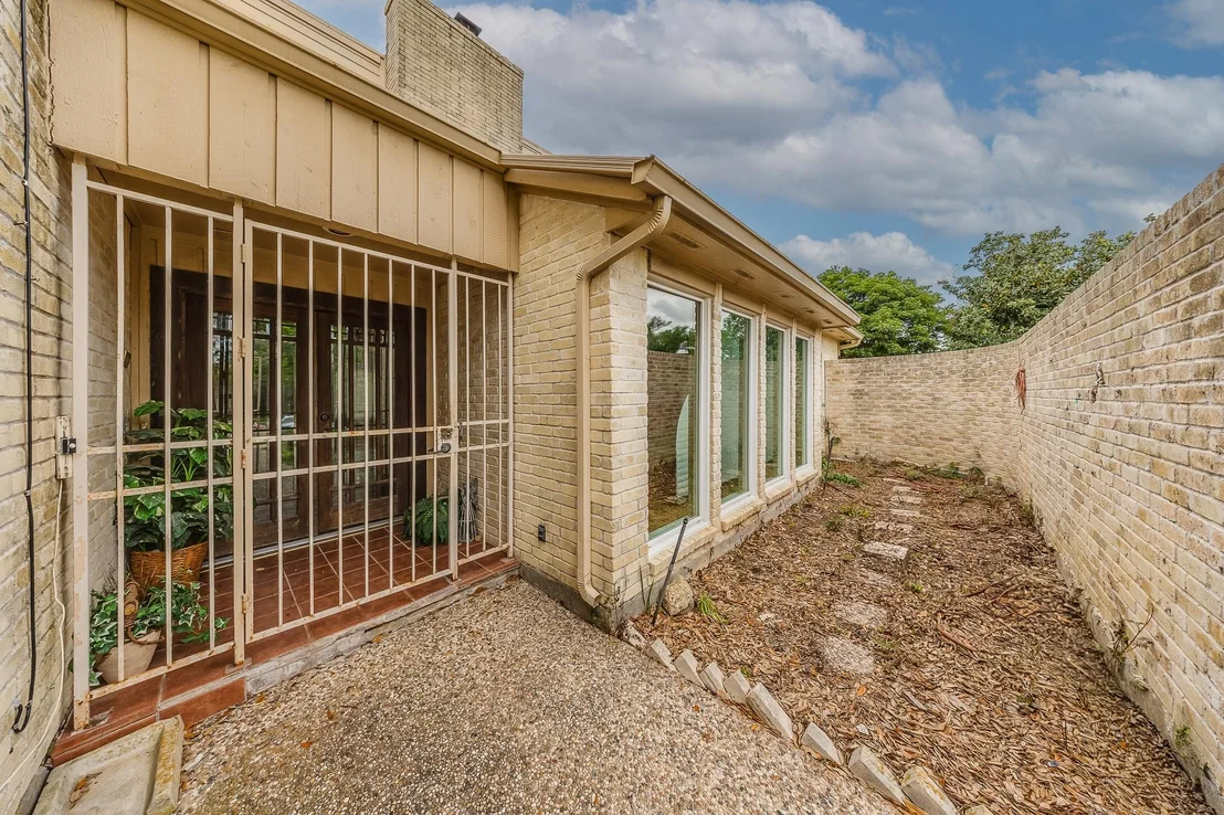Photo of 11122 Braes Forest Drive