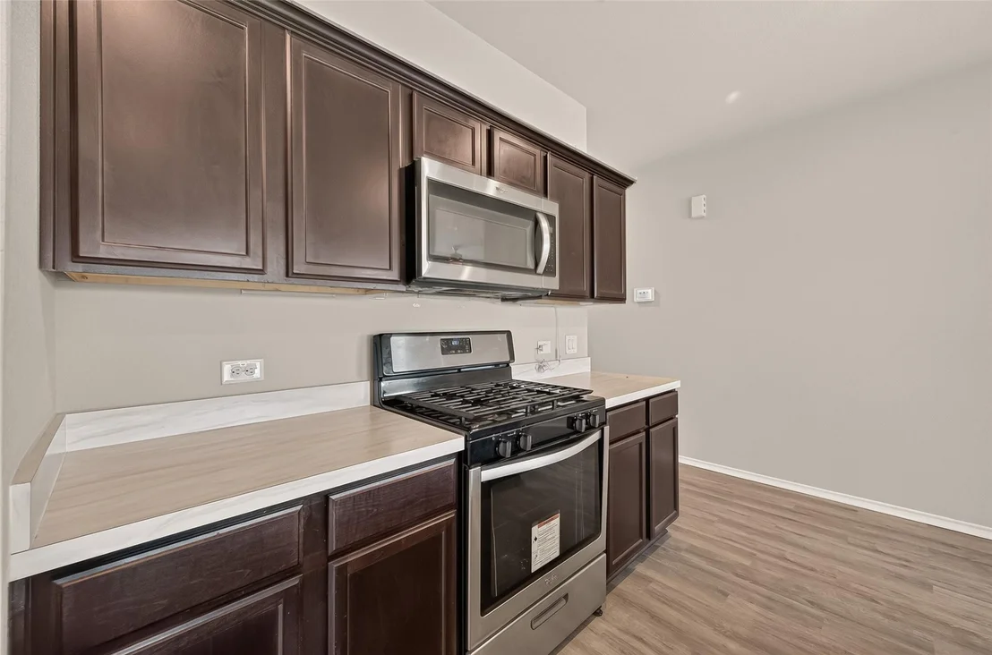Photo of 21606 Victoria Harbor Drive