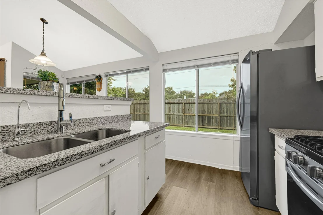 Photo of 10802 Forest Leaf Drive