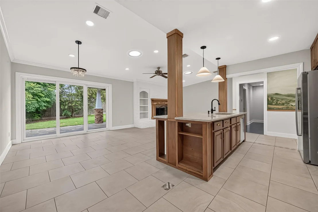 Photo of 11126 Cedarhurst Drive