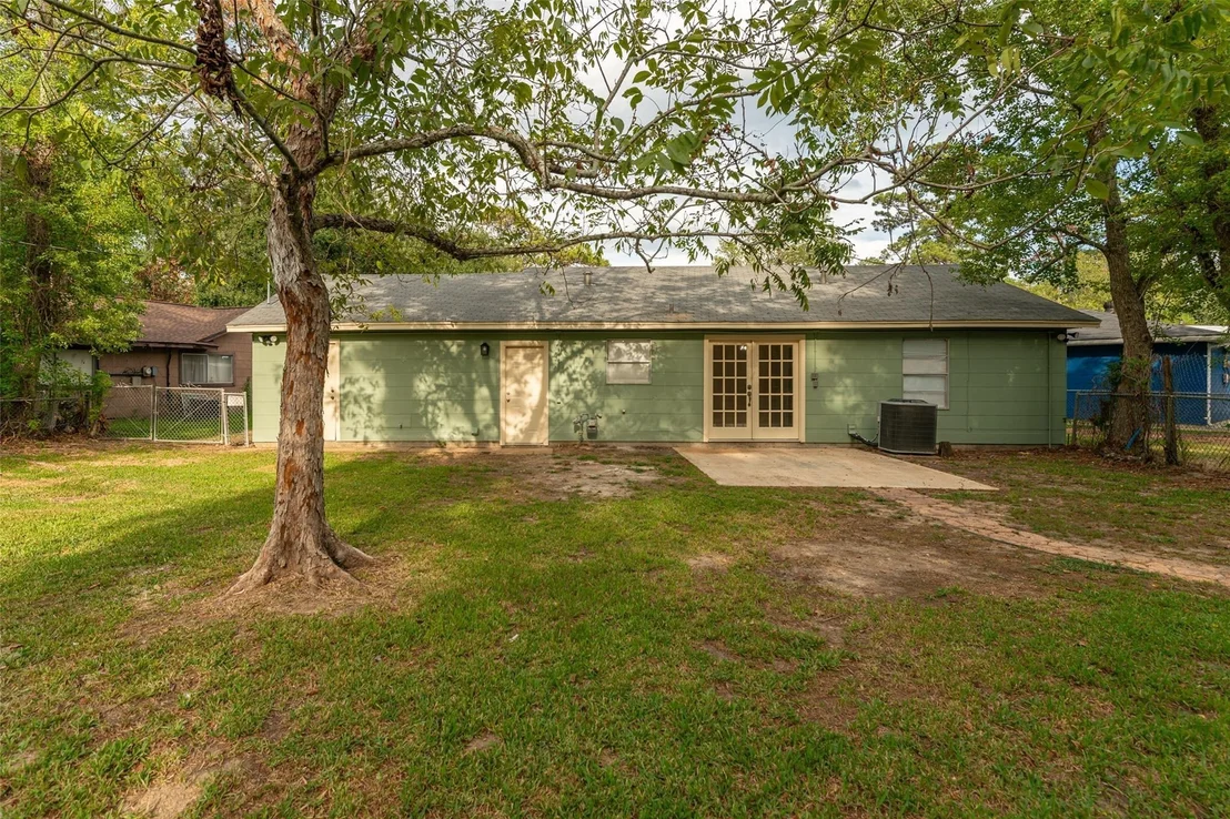 Photo of 9325 Bamboo Lane