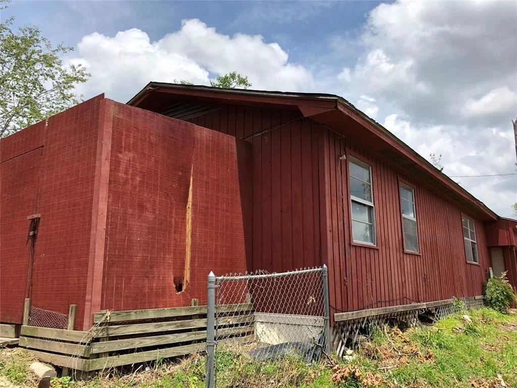 Photo of 143 N Oak Lee Drive