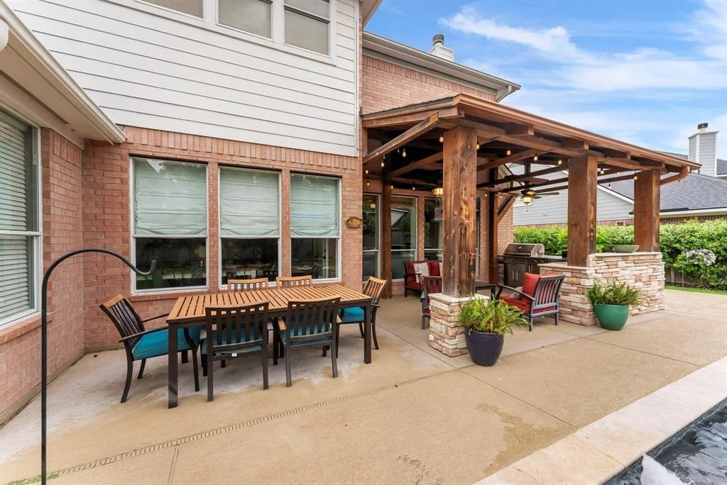 Photo of 2123 River Bend Way