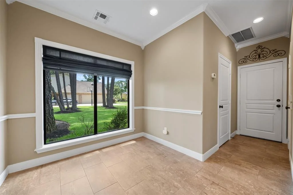 Photo of 76 Sarasota Circle N
