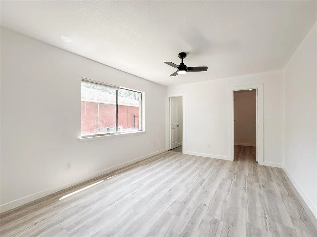 Photo of 14214 Morinscott