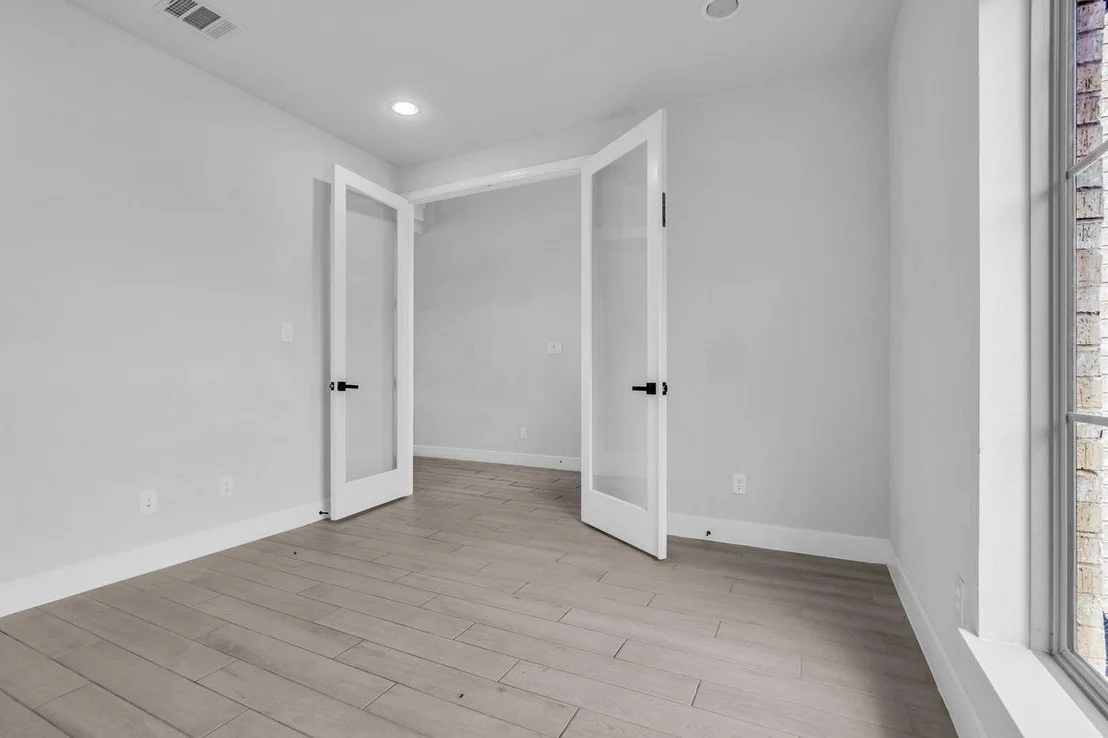 Photo of 8702 Harbor Pines Drive