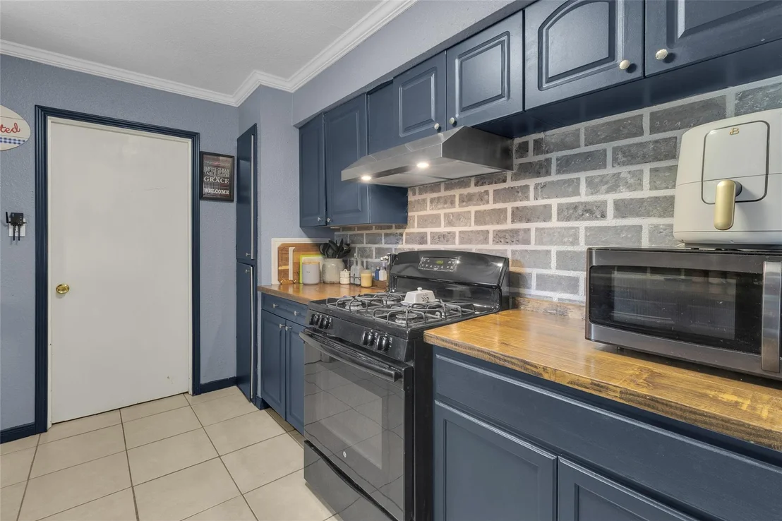 Photo of 617 Catalpa Street