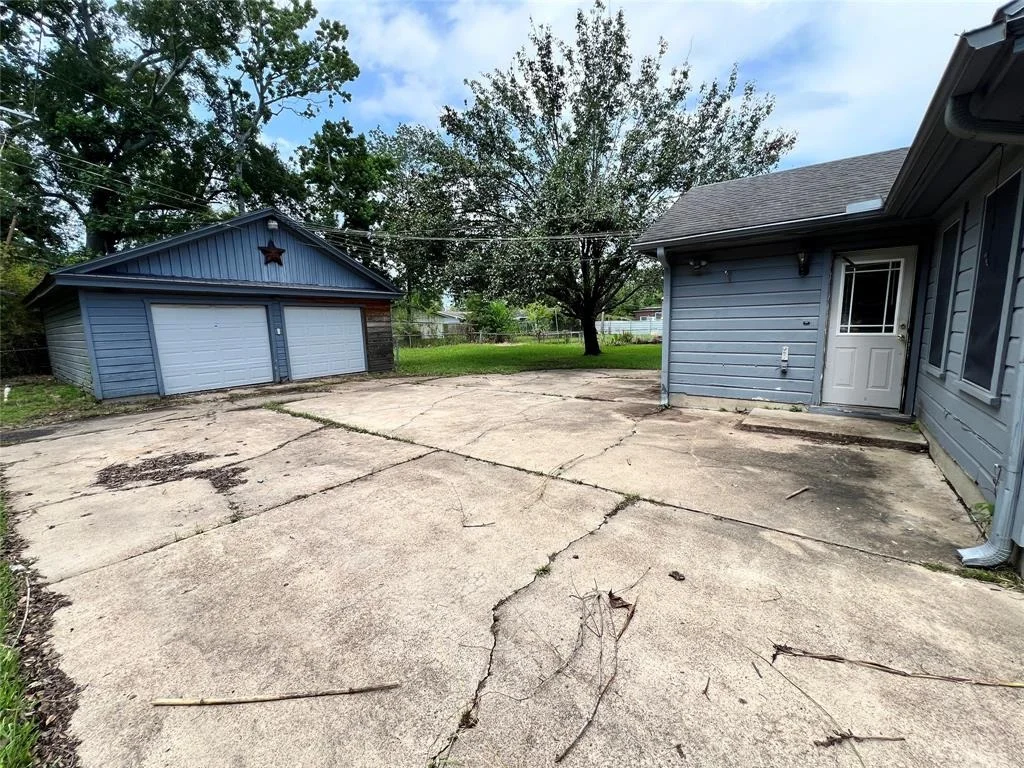 Photo of 5530 Bristol Drive