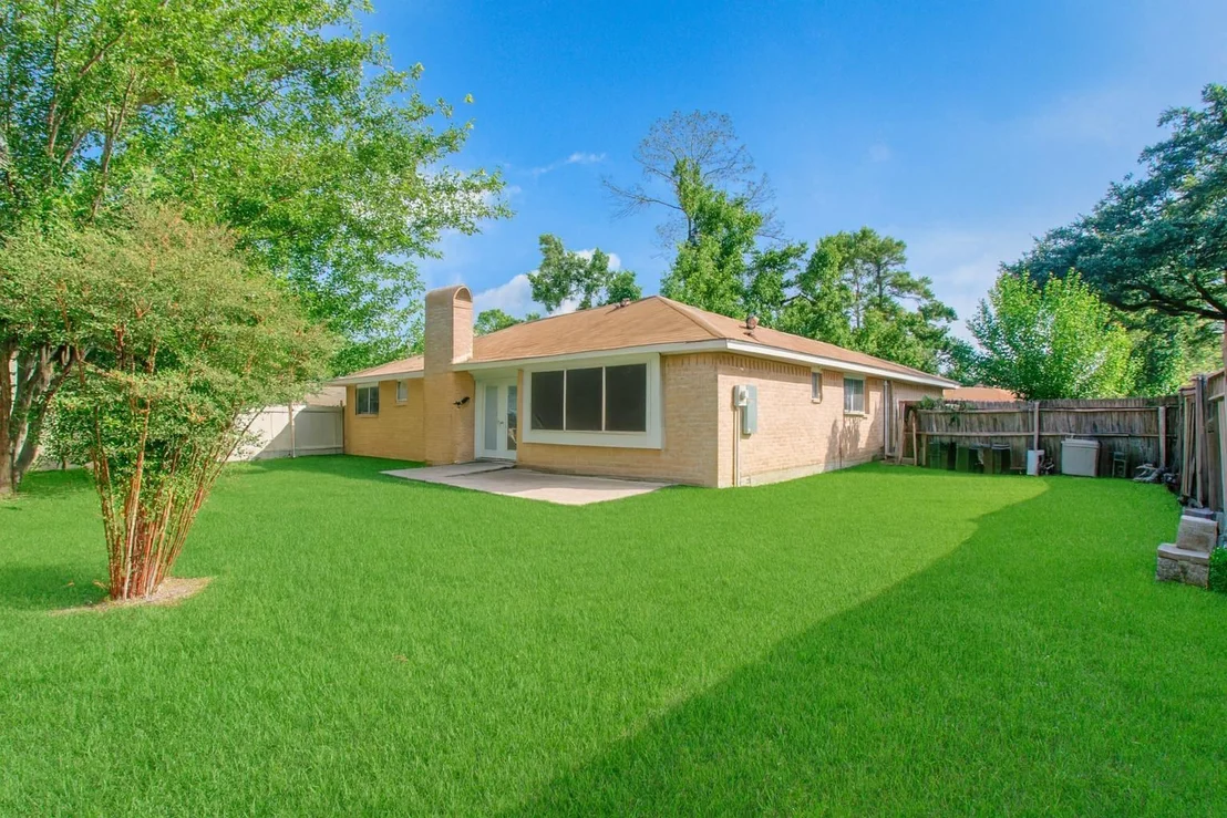 Photo of 7902 White Swan Drive