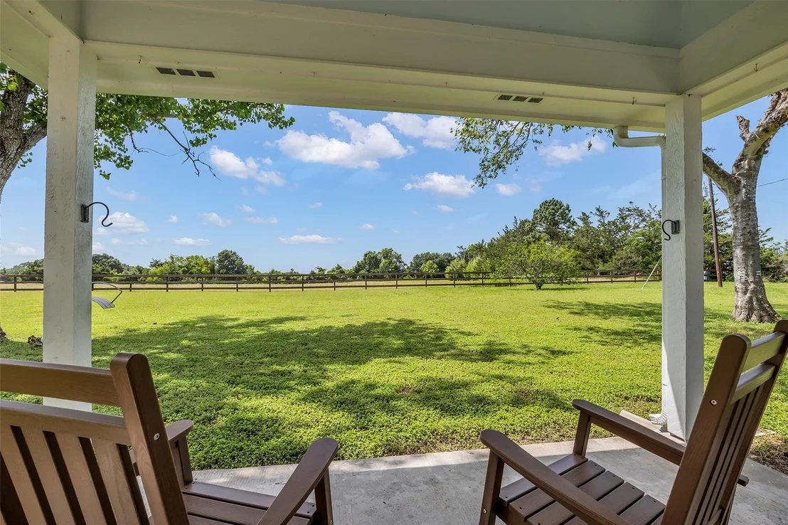 Photo of 1075 Harrisburg Road