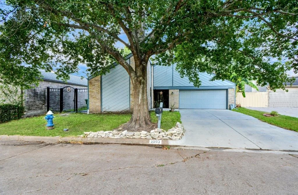 Photo of 3003 Ashford Trail Drive