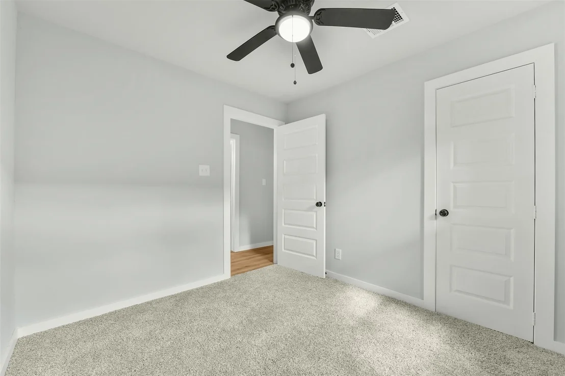 Photo of 10705 Munn Street