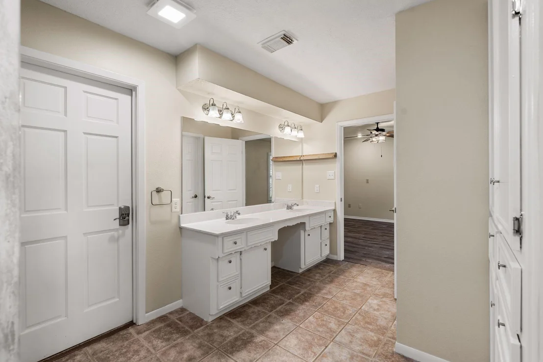 Photo of 129 Pine Valley Drive