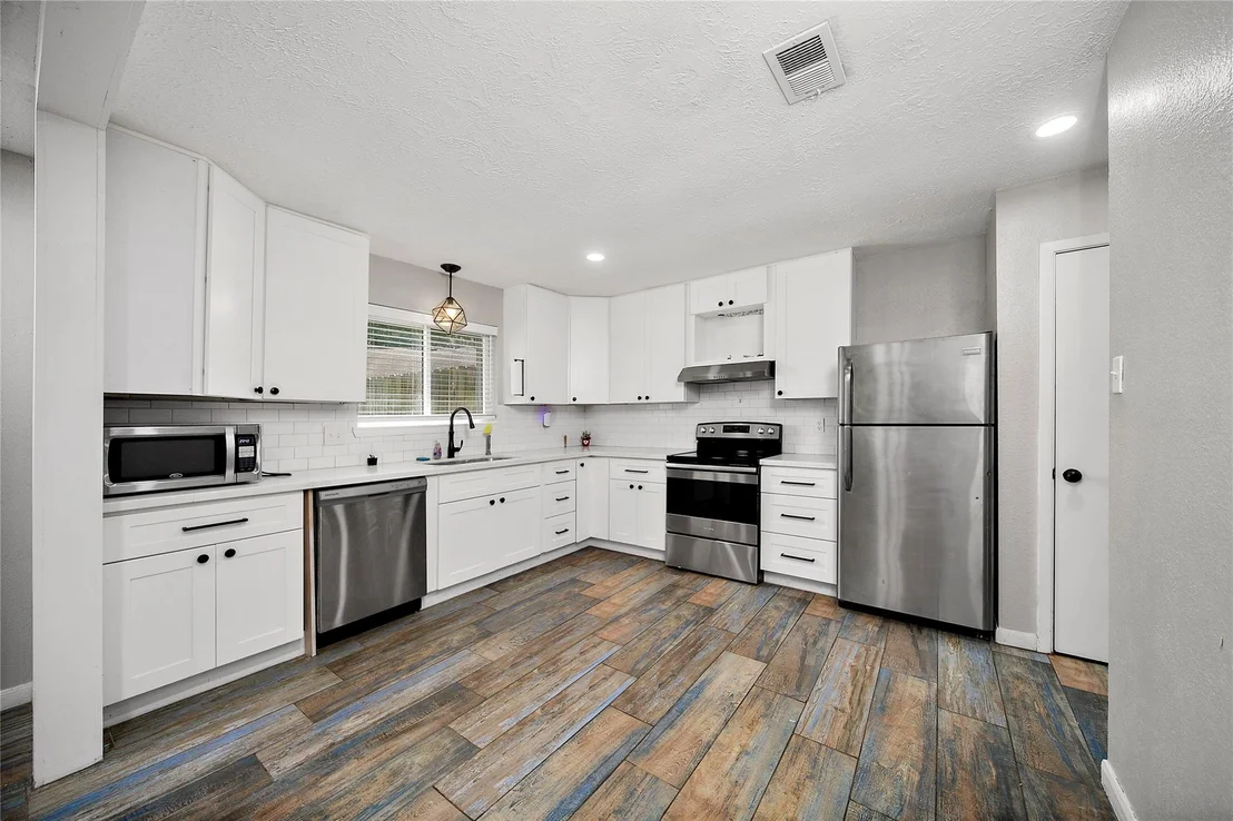 Photo of 2907 Heritage House Drive