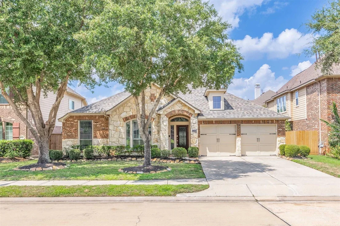 Photo of 6306 Cedardale Falls Drive