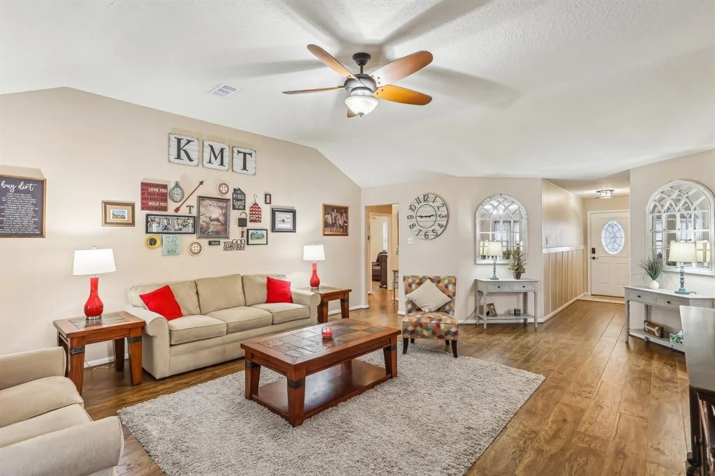 Photo of 14819 Ash Road